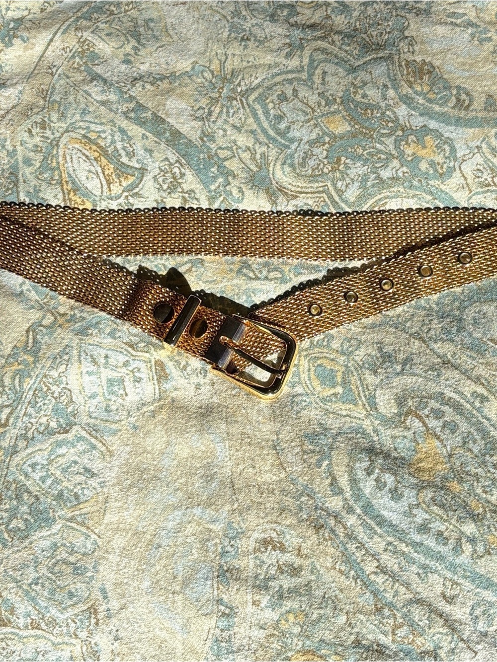 Vintage Shiny Gold Tone Metal Mesh Belt Retro Liquid Gold Statement Cinch Belt